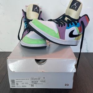 AIR JORDAN 1 Mid SE White/Black-Lightbulb Size 9